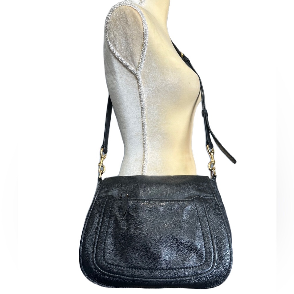 ★ EUC Marc Jacobs Recruit Nomad Saddle Pebble Leather Black Crossbody